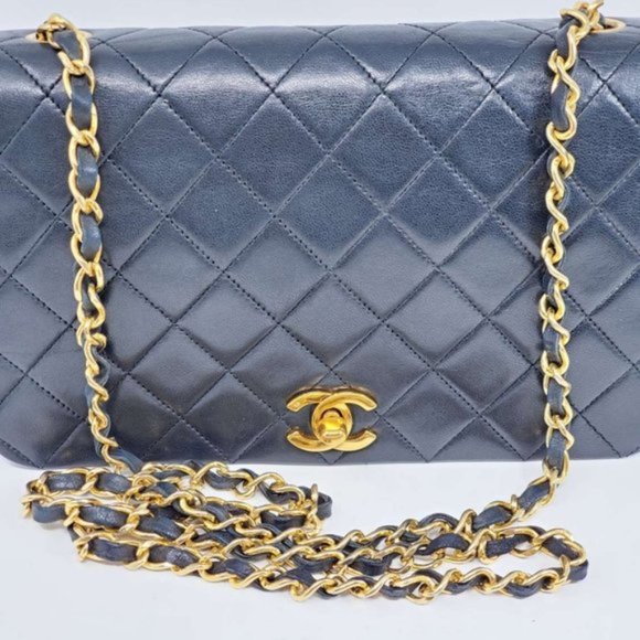 CHANEL 23 Full Flap Vintage 24k Gold Lambskin Bag - Picture 5 of 16